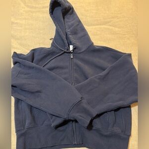 Aritzia sweatfleece boyfriend fit zip up hoodie